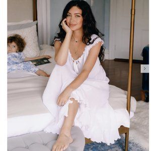 Sold Out Priamo white long nightgown